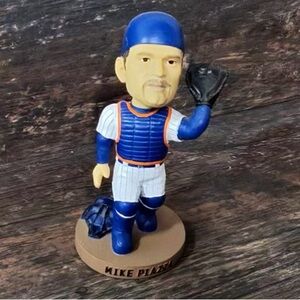 Mike Piazza #31 Baseball Player Bobblehead Figurine